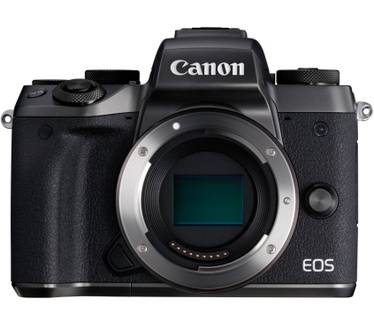 Canon M5 + 18-150mm IS STM