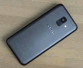 Samsung Galaxy A6 in roundup 300 euro