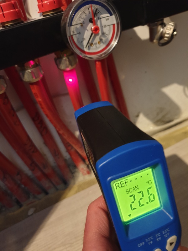 Afbeeldingslocatie: https://tweakers.net/i/3MIBoQf0ax1iW2IF47GiG__4j-4=/x800/filters:strip_icc():strip_exif()/f/image/VIaGDlmAzc40Sl675M1iORUf.jpg?f=fotoalbum_large