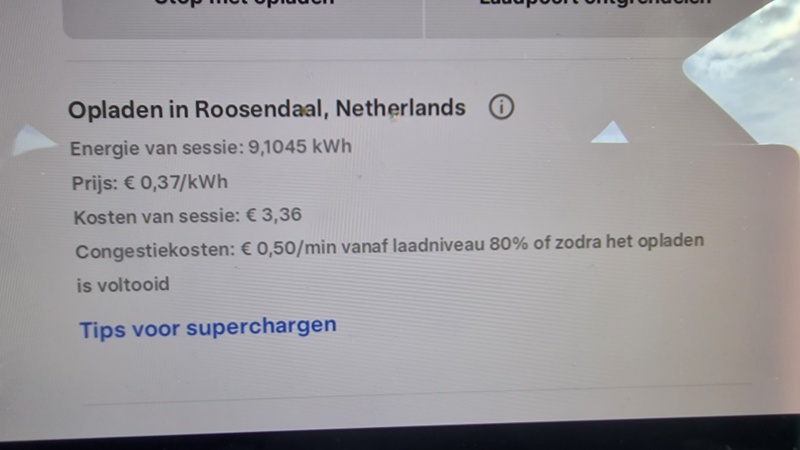 Afbeeldingslocatie: https://tweakers.net/i/3PVOTvUuT6Nb756mtoU-M0jTETI=/800x/filters:strip_icc():strip_exif()/f/image/5DvPJ79k9jjw8ST8aEeqggsk.jpg?f=fotoalbum_large