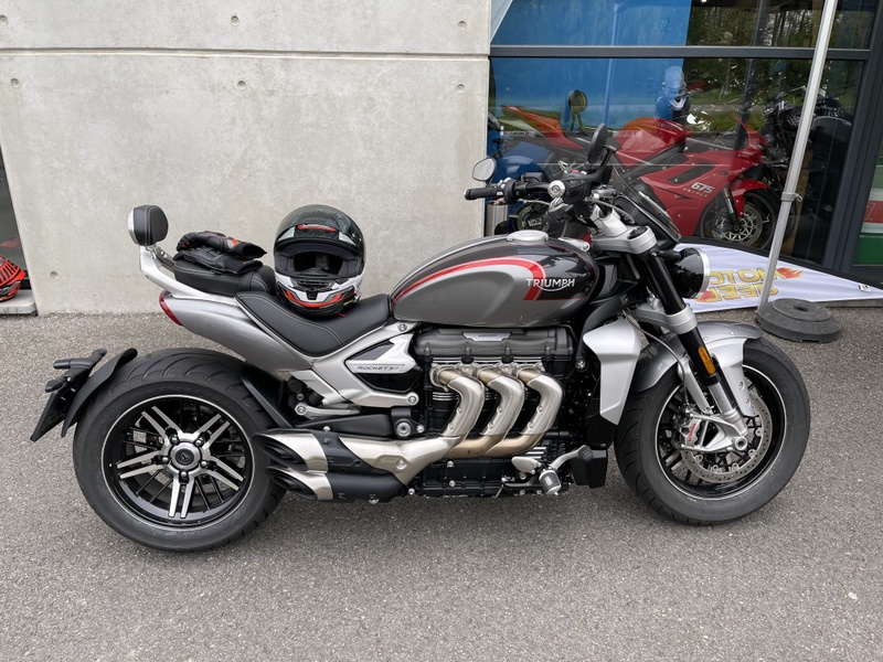 Afbeeldingslocatie: https://tweakers.net/i/3VpUiNbUeFJspgb6vK2iEmNPt1o=/800x/filters:strip_icc():strip_exif()/f/image/uXUN4NCFBNzf3X6dPBSR0Qny.jpg?f=fotoalbum_large