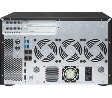 QNAP TVS-882BR