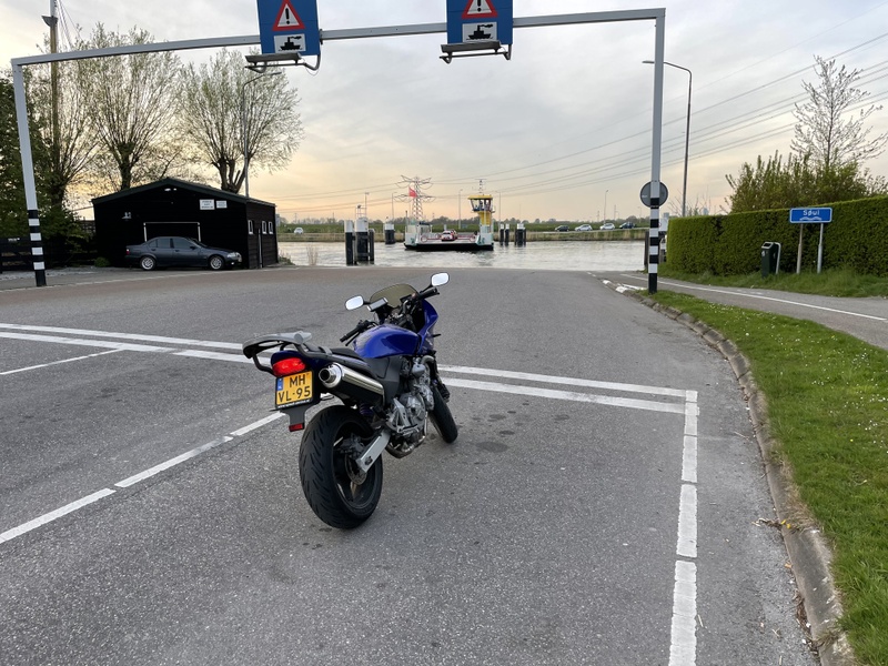 Afbeeldingslocatie: https://tweakers.net/i/3X5qZ9RXd1NMTJPqiUK4oc1hAH8=/800x/filters:strip_icc():strip_exif()/f/image/19VGg41Ykp6bTcIEXenhxT1o.jpg?f=fotoalbum_large