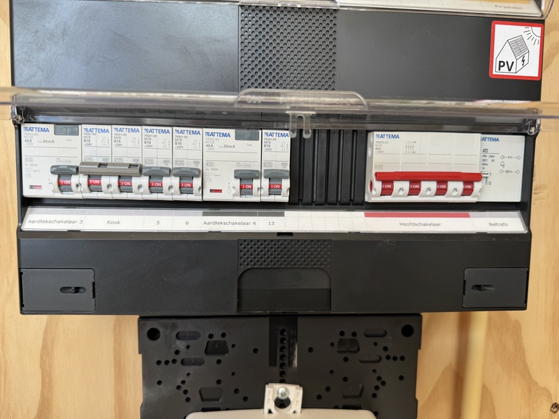 Afbeeldingslocatie: https://tweakers.net/i/3XQZqarXrxiHp4ulZd4b6DPcFXw=/800x/filters:strip_icc():strip_exif()/f/image/u4WDkPLbBjjt9XPny8xAARnZ.jpg?f=fotoalbum_large