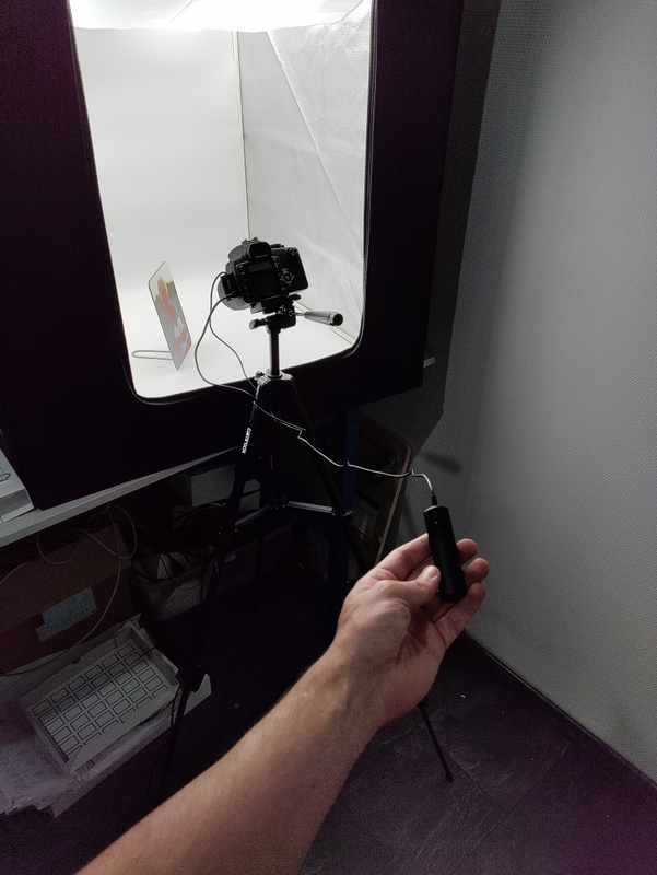 Afbeeldingslocatie: https://tweakers.net/i/3_e9NQieOCDWbsU5XtGDWu60_uU=/x800/filters:strip_icc():strip_exif()/f/image/Shrnb4ctnSdyJzpGYAtDncWu.jpg?f=fotoalbum_large