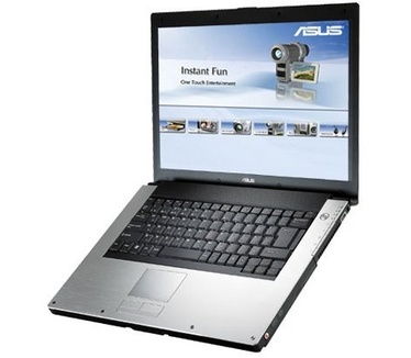 Asus W1VB-S005M (P-M 760; 1GB; 100GB; DVD+/-RW; 15.4" TFT; WXP MCE)