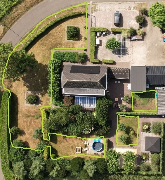 Afbeeldingslocatie: https://tweakers.net/i/3bgkalhAjki8TCDGKq38nlYV0E8=/full-fit-in/4920x3264/filters:max_bytes(3145728):no_upscale():strip_icc():fill(white):strip_exif()/f/image/gWABV61nz08AujeUEFf1Cv6U.jpg?f=user_large