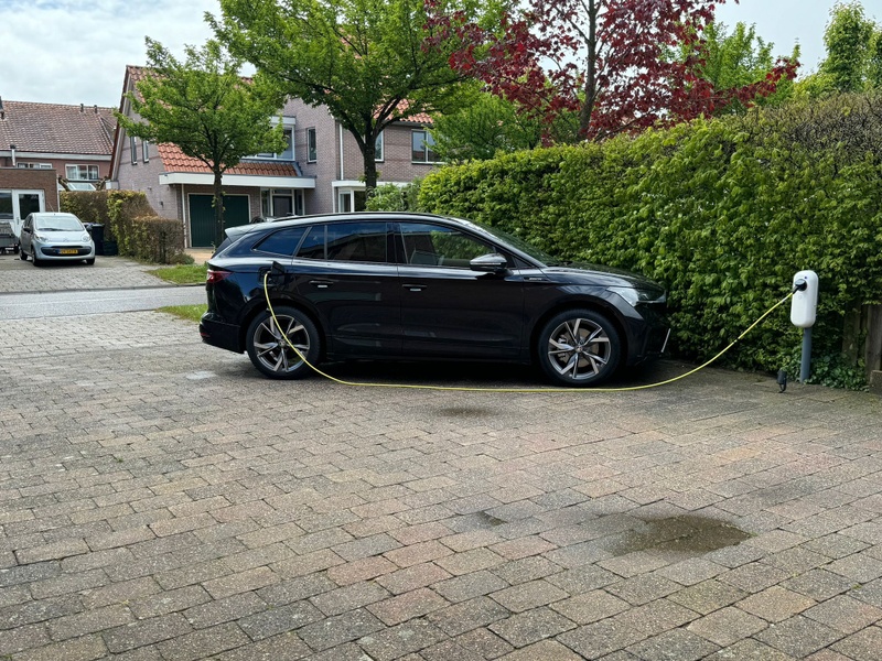 Afbeeldingslocatie: https://tweakers.net/i/3ciVnFog4UJvqSr5O8pZaDEhZmM=/800x/filters:strip_icc():strip_exif()/f/image/KCg5qRrX7lNGqgaeqJipD994.jpg?f=fotoalbum_large