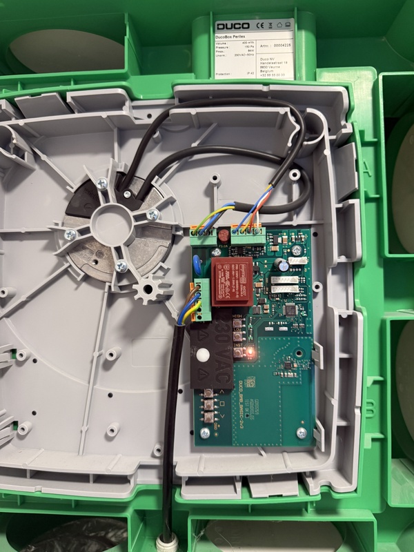 Afbeeldingslocatie: https://tweakers.net/i/3dUeJGBKPplv26N0SqlVtgCWCac=/x800/filters:strip_icc():strip_exif()/f/image/uyaTDa3hZ5Cwf4wN4YI6zKbP.jpg?f=fotoalbum_large