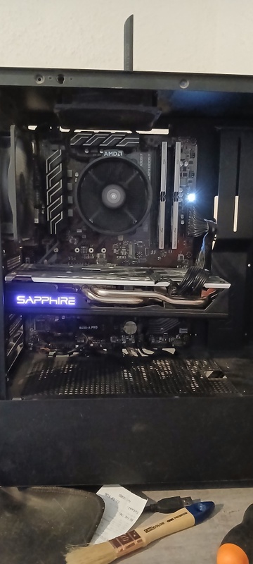 Afbeeldingslocatie: https://tweakers.net/i/3dyOQBk86FDP24w1NNIynHykEZE=/x800/filters:strip_icc():strip_exif()/f/image/FfFUwde8d9IAvfevJWR5qB6j.jpg?f=fotoalbum_large