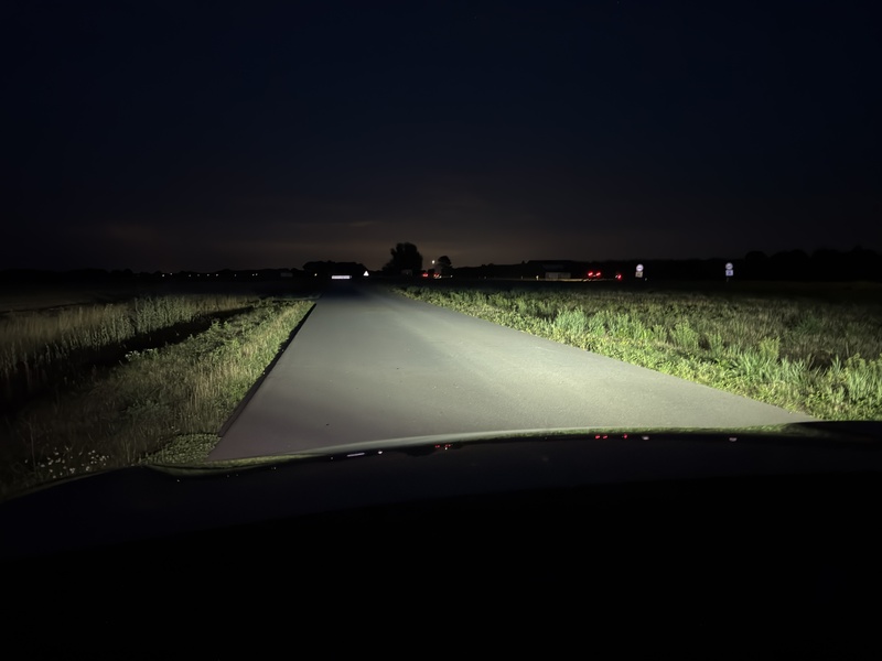 Afbeeldingslocatie: https://tweakers.net/i/3fqioHikPyBJ0zPJJraSr0S9-GY=/800x/filters:strip_icc():strip_exif()/f/image/UjWXykvvOm79o02E8IGq3jld.jpg?f=fotoalbum_large