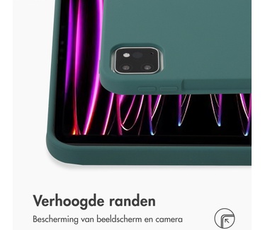 Accezz Liquid Silicone Backcover met penhouder iPad Pro 11 (2018 - 2022) - Donkergroen