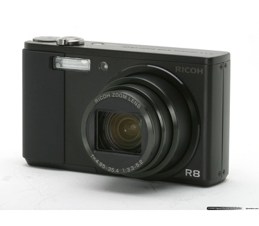 Ricoh R8