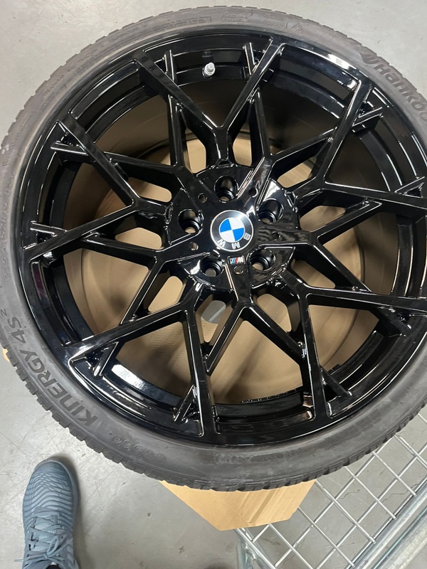 Afbeeldingslocatie: https://tweakers.net/i/3qb5hNBAWhRbfm7qThBdpYcPJS8=/x800/filters:strip_icc():strip_exif()/f/image/eI6GMzjpQnvzwtug7AUxnUr3.jpg?f=fotoalbum_large