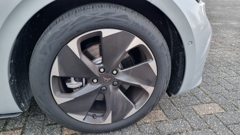 Afbeeldingslocatie: https://tweakers.net/i/3qiL41OJJPpeZWeTIj5JDeKEMSI=/800x/filters:strip_icc():strip_exif()/f/image/a0VdsMzKEmMils7vYF2YcYsR.jpg?f=fotoalbum_large