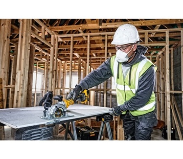 DeWalt DCS691N-XJ