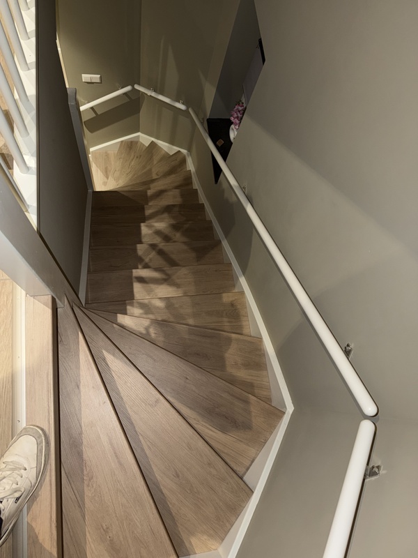 Afbeeldingslocatie: https://tweakers.net/i/40vx4SUfx8hgFfdvr5GxQ2-PURE=/x800/filters:strip_icc():strip_exif()/f/image/IIVFyidScDe7cqIFnkKY5nF8.jpg?f=fotoalbum_large