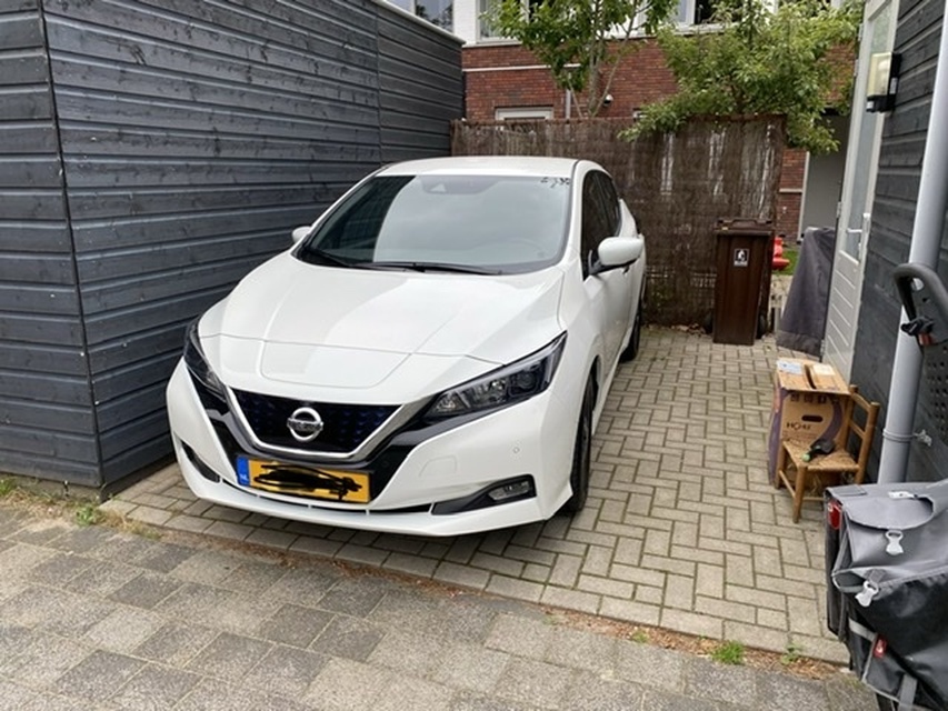 Afbeeldingslocatie: https://tweakers.net/i/41O_HeZa-58ON2XdbNX5iPZbyr8=/full-fit-in/4920x3264/filters:max_bytes(3145728):no_upscale():strip_icc():fill(white):strip_exif()/f/image/aGKjWa7MFTFW5frVCBRgIRmJ.jpg?f=user_large