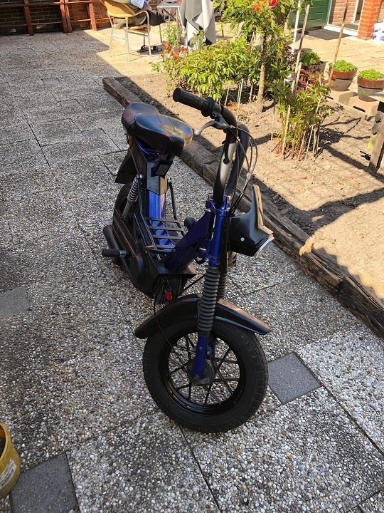 Afbeeldingslocatie: https://tweakers.net/i/44Ks0xM95EnJrc18SaIcPvEI-9o=/full-fit-in/4920x3264/filters:max_bytes(3145728):no_upscale():strip_icc():fill(white):strip_exif()/f/image/DhRlLllSGTIVrkKI46Av3akV.jpg?f=user_large