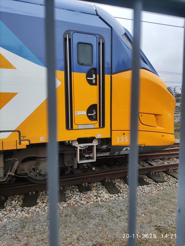 Afbeeldingslocatie: https://tweakers.net/i/45L2GM35hDn--gV4mltaZBbyZbw=/x800/filters:strip_icc():strip_exif()/f/image/8t0mPabRQ7pC67ZRPzJXJEcr.jpg?f=fotoalbum_large