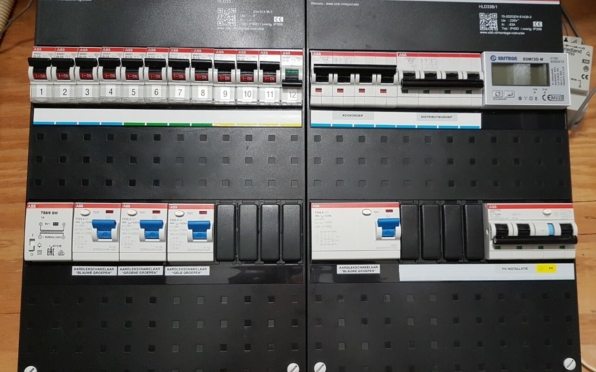 Afbeeldingslocatie: https://tweakers.net/i/479NiyXY0ygUFcilFkT6u3Lw-gY=/full-fit-in/4920x3264/filters:max_bytes(3145728):no_upscale():strip_icc():fill(white):strip_exif()/f/image/v9tnk4MWR09NgpACo87UTq8W.jpg?f=user_large