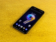 Asus Zenfone 9 product shots