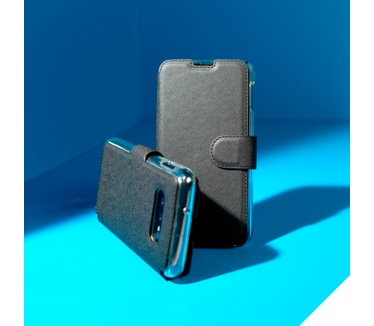 Accezz Xtreme Wallet Bookcase iPhone 11 - Zwart