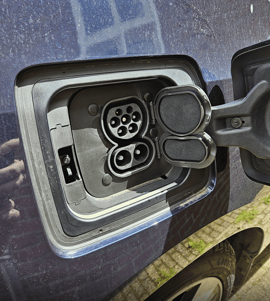 Afbeeldingslocatie: https://tweakers.net/i/4GCSWxOGBXwL2rCNx3sdZ5j9A5Y=/fit-in/4000x4000/filters:no_upscale():strip_exif()/f/image/sEWdoVbKhsV0R903nFW6R2ch.png?f=user_large