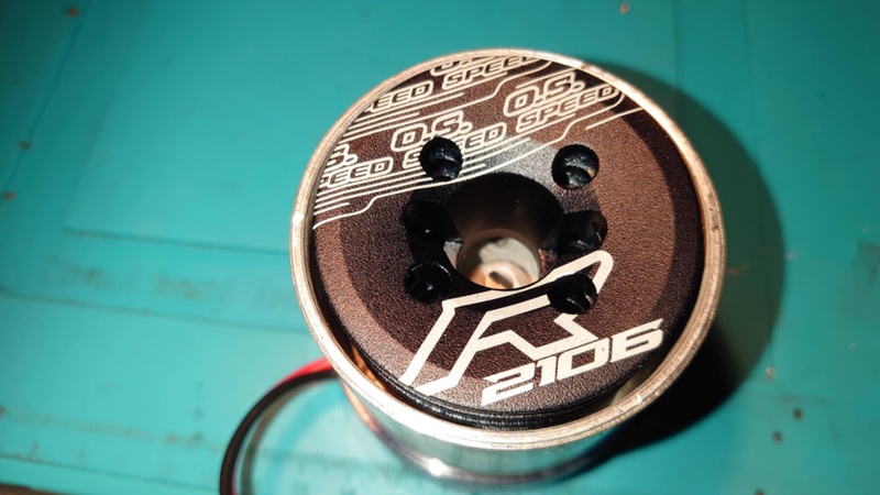 Afbeeldingslocatie: https://tweakers.net/i/4Hf5d9uBAoVTqk-ZDbq6kP-6Q_0=/800x/filters:strip_icc():strip_exif()/f/image/4uAyYDyXT7PZ2MgACkvBPVpK.jpg?f=fotoalbum_large