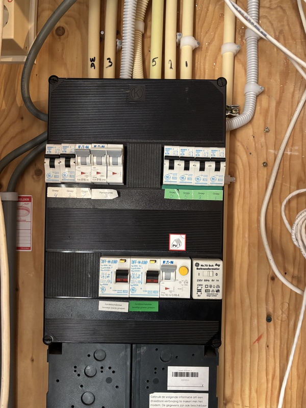 Afbeeldingslocatie: https://tweakers.net/i/4JSsL_peHvkdd_RXVnc7YMdFV3I=/x800/filters:strip_icc():strip_exif()/f/image/d8fBvnZBvycgYdhRdUlY5esw.jpg?f=fotoalbum_large