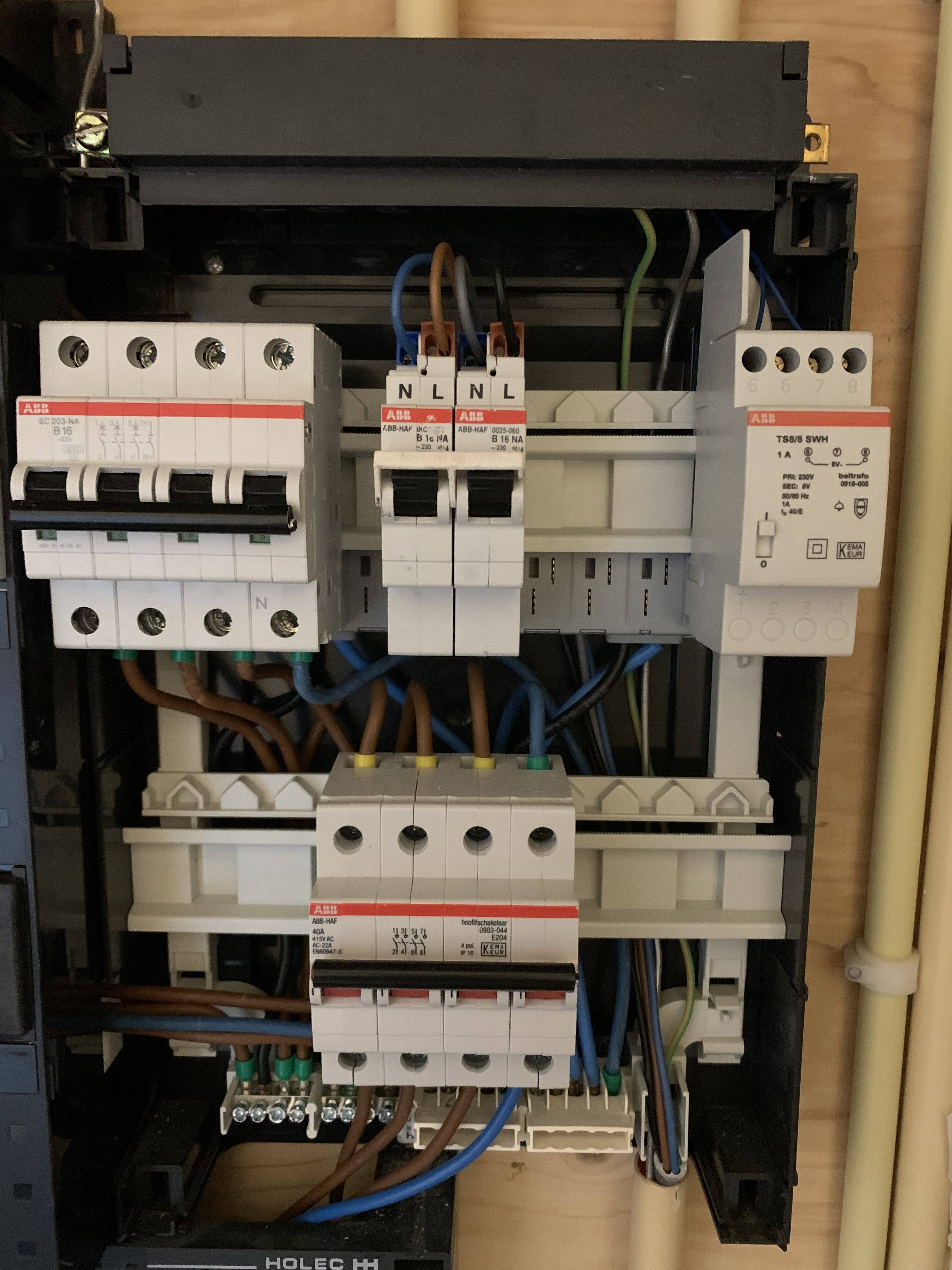 Afbeeldingslocatie: https://tweakers.net/i/4JdWfzQpawmINXRE7vizoZIQ04E=/full-fit-in/4920x3264/filters:max_bytes(3145728):no_upscale():strip_icc():fill(white):strip_exif()/f/image/VvPTSUKGVk3c5iik8abWfvoU.jpg?f=user_large