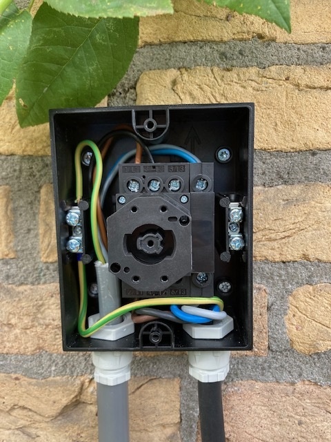 Afbeeldingslocatie: https://tweakers.net/i/4L5pJfnhMdVrINuVuqXQs7lJgKU=/full-fit-in/4920x3264/filters:max_bytes(3145728):no_upscale():strip_icc():fill(white):strip_exif()/f/image/OnR7NigpmHEfRvSMtqyW700H.jpg?f=user_large