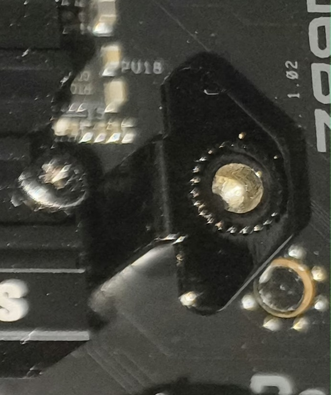 Afbeeldingslocatie: https://tweakers.net/i/4NYeSYfpDXcI-sa9ya_z2jMHiDA=/x800/filters:strip_icc():strip_exif()/f/image/KLPxWQdKVdujWAD4qLe1YMQK.jpg?f=fotoalbum_large