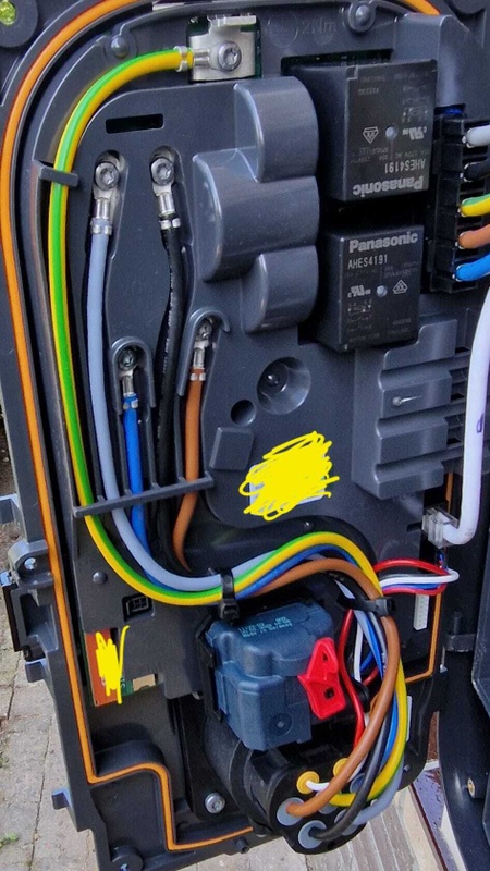 Afbeeldingslocatie: https://tweakers.net/i/4Olip5lKqAnGfemet-YkV1KbOLk=/x800/filters:strip_icc():strip_exif()/f/image/oX9MCKQyyeFu4mhY91jNZ0MX.jpg?f=fotoalbum_large