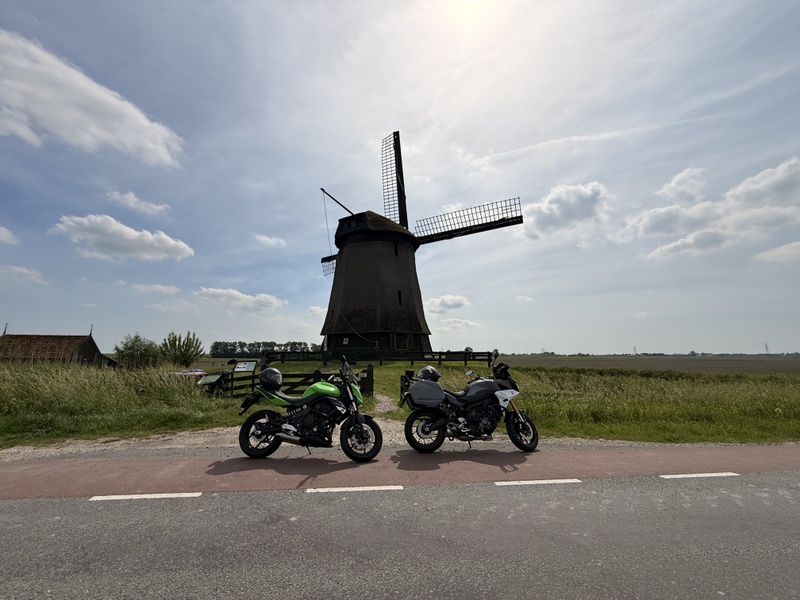 Afbeeldingslocatie: https://tweakers.net/i/4OzDdW2fWNEhmqW5CC_KbFzMpJM=/800x/filters:strip_icc():strip_exif()/f/image/KPIGaBlb8AIW9oxkFuMb6PgA.jpg?f=fotoalbum_large