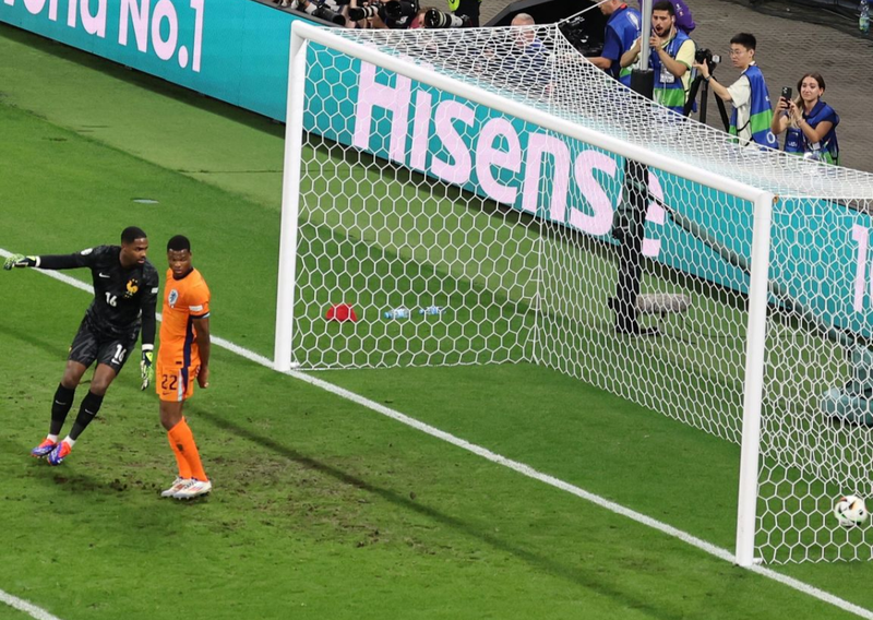 Afbeeldingslocatie: https://tweakers.net/i/4Pj6omb0jD6ojEQwmquJ0u0BvsQ=/800x/filters:strip_exif()/f/image/BRzYpxIXcpNsNhJ35v1k5CYQ.png?f=fotoalbum_large