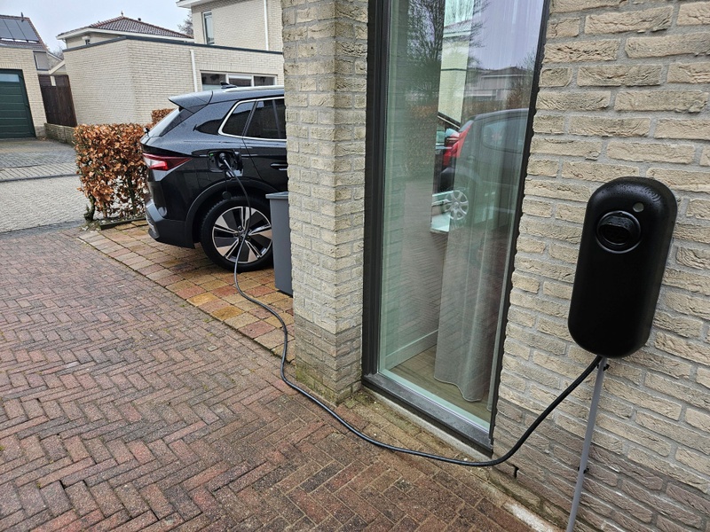 Afbeeldingslocatie: https://tweakers.net/i/4RsqUEDZ9HKYsNWYIXMnv7cuNso=/800x/filters:strip_icc():strip_exif()/f/image/wfKdAiELwP9ssUJN12QTJ8y4.jpg?f=fotoalbum_large