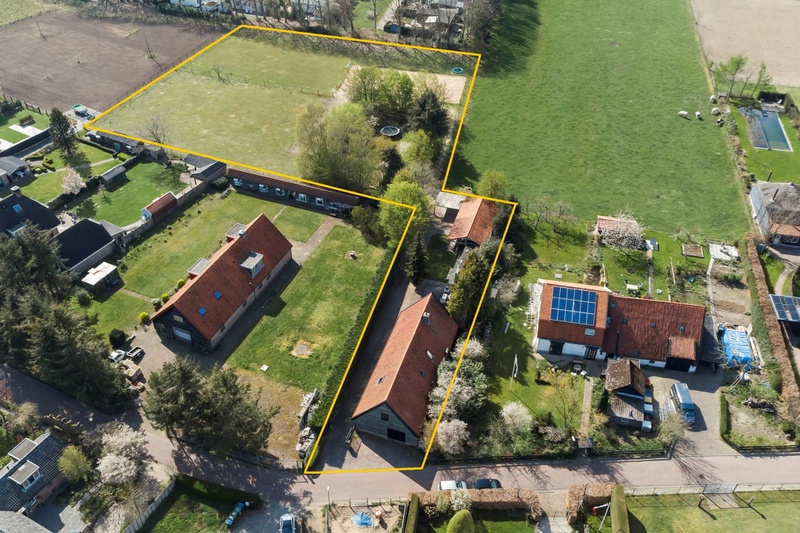 Afbeeldingslocatie: https://tweakers.net/i/4Tr7P9yJQYWRlhy08KWC0eY_MKk=/800x/filters:strip_icc():strip_exif()/f/image/vyxRisglc4Urc13GzO17Wk6l.jpg?f=fotoalbum_large