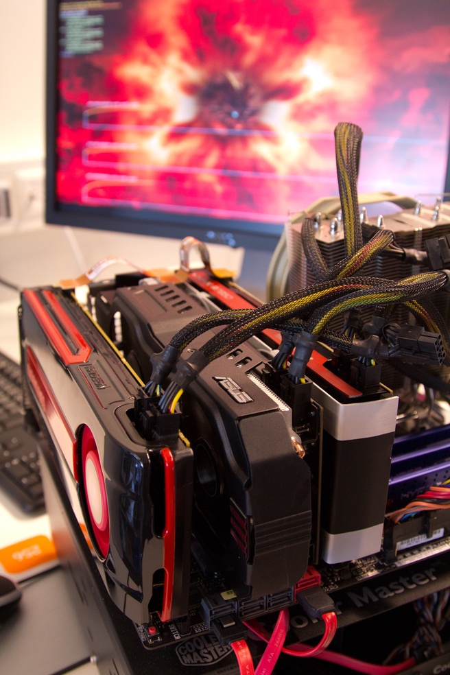 HD 7950 TriCrossFireX
