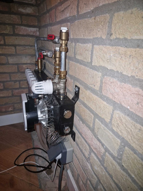 Afbeeldingslocatie: https://tweakers.net/i/4XndR6ZV59NRKMBU50_lu439MWA=/x800/filters:strip_icc():strip_exif()/f/image/g1NLEw3EfzheheScmXDxmkyJ.jpg?f=fotoalbum_large