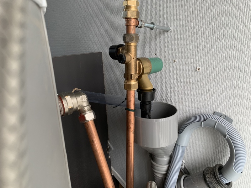 Afbeeldingslocatie: https://tweakers.net/i/4arSuRW6jIB131QNE2iKUuRqmAc=/800x/filters:strip_icc():strip_exif()/f/image/pCbG5vD7vfBu5d8UxffHErtk.jpg?f=fotoalbum_large