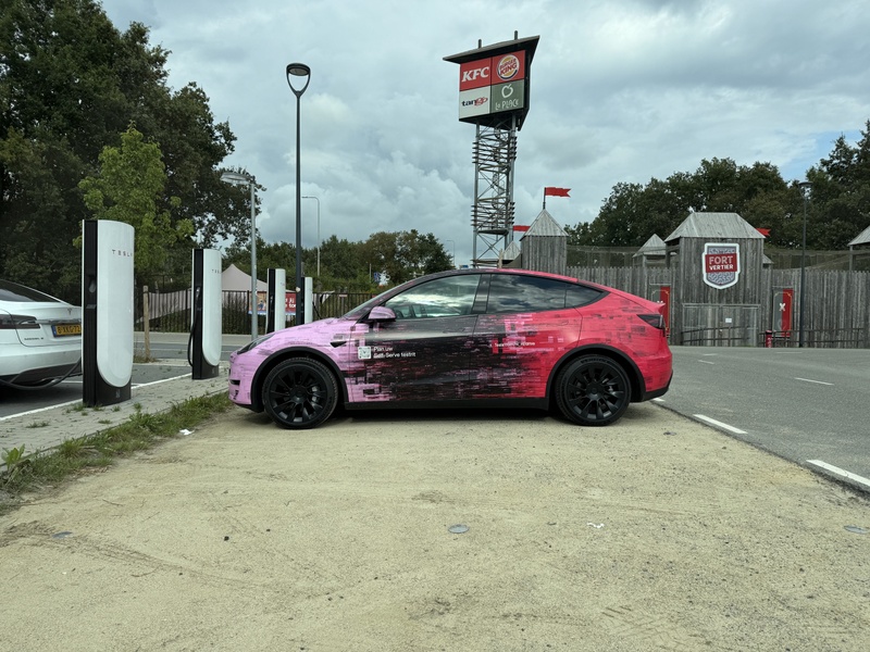 Afbeeldingslocatie: https://tweakers.net/i/4eSK4Pxeh-rdxo7KoRjkflJaMcU=/800x/filters:strip_icc():strip_exif()/f/image/nqR86qTTD1pEZZ1CkAUg4lqs.jpg?f=fotoalbum_large