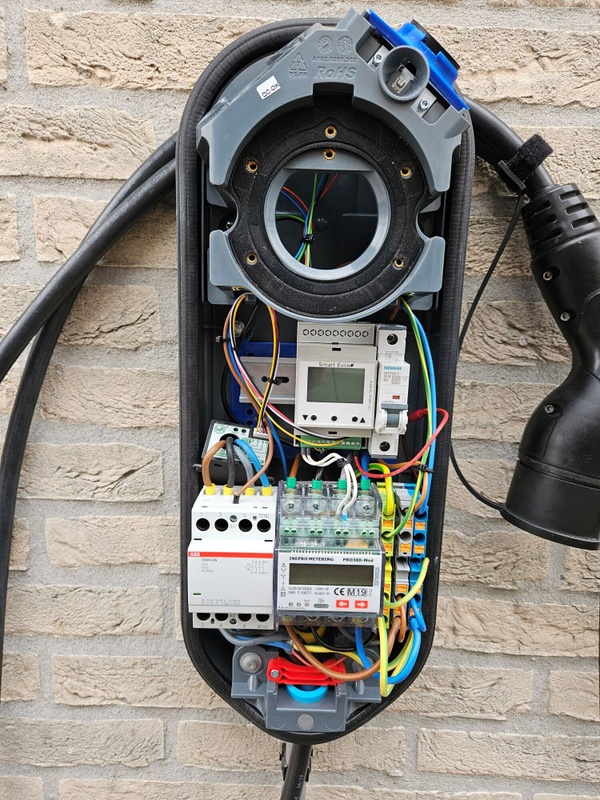 Afbeeldingslocatie: https://tweakers.net/i/4gGCglY9Eki2W6Ct9G1z7eE6wcs=/x800/filters:strip_icc():strip_exif()/f/image/wQLd5fXI6DMT4NFnqZE7OdJP.jpg?f=fotoalbum_large