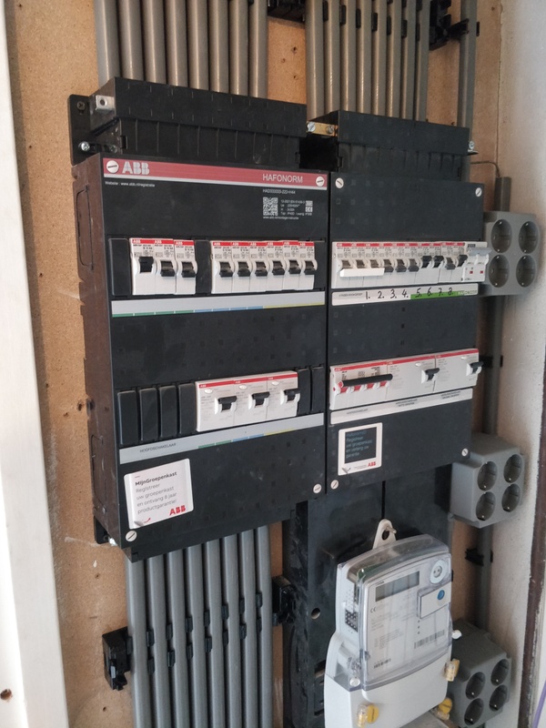 Afbeeldingslocatie: https://tweakers.net/i/4h8NfCdw8owIqPdr_kfpq5lISMQ=/x800/filters:strip_icc():strip_exif()/f/image/Ab61sP4XrGOyOQxCkDseYeyx.jpg?f=fotoalbum_large