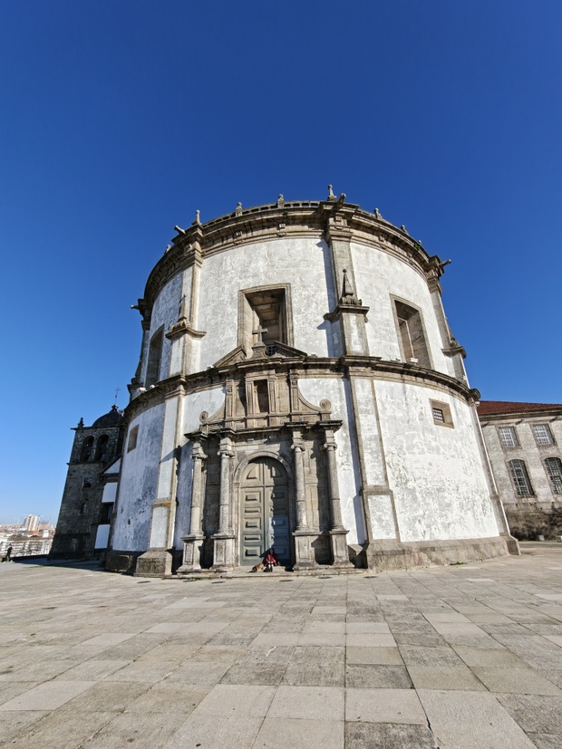 Afbeeldingslocatie: https://tweakers.net/i/4hPZ2PWDMkELYWAM5oet8lr7TO0=/620x/filters:strip_icc():strip_exif()/m/486772/1VyvArRP9VJE2PokEtDdA04GYI8Y4ePRh2qjTOflEmM5Le3qOG.jpeg?f=620xauto