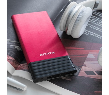 Adata X7000