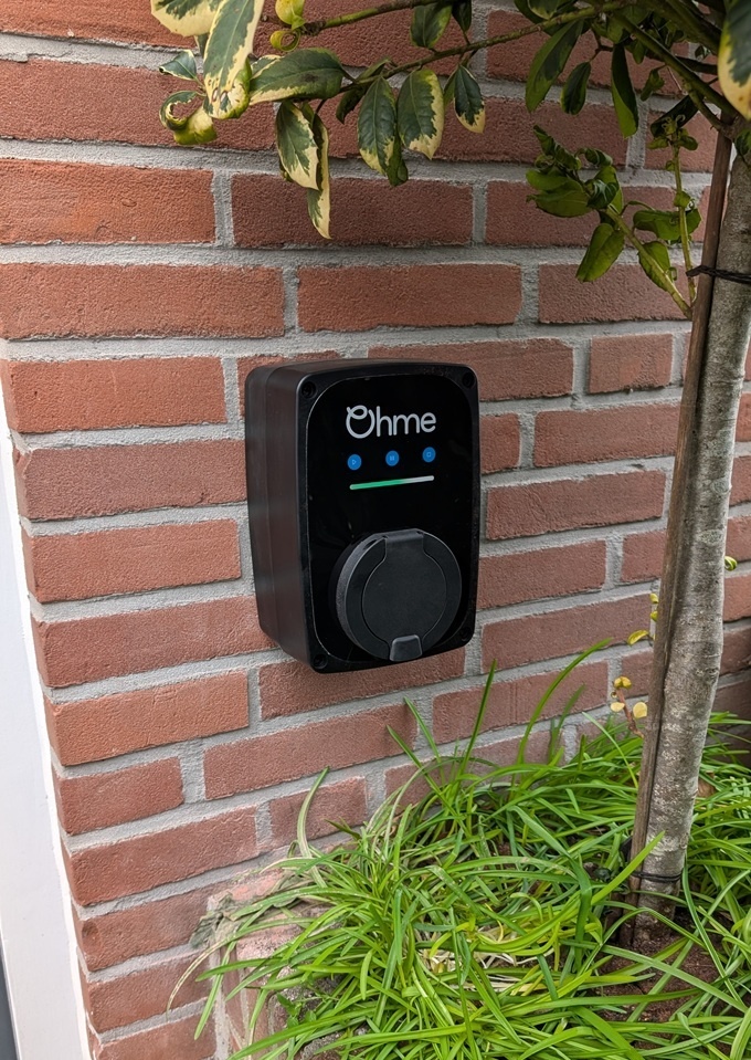 Afbeeldingslocatie: https://tweakers.net/i/4igO1OvE2-ProhPo-xlooYxaqu8=/fit-in/4920x3264/filters:max_bytes(3145728):no_upscale():strip_icc():strip_exif()/f/image/P14PQygZMQuAI9AMT1QB5ENC.jpg?f=user_large