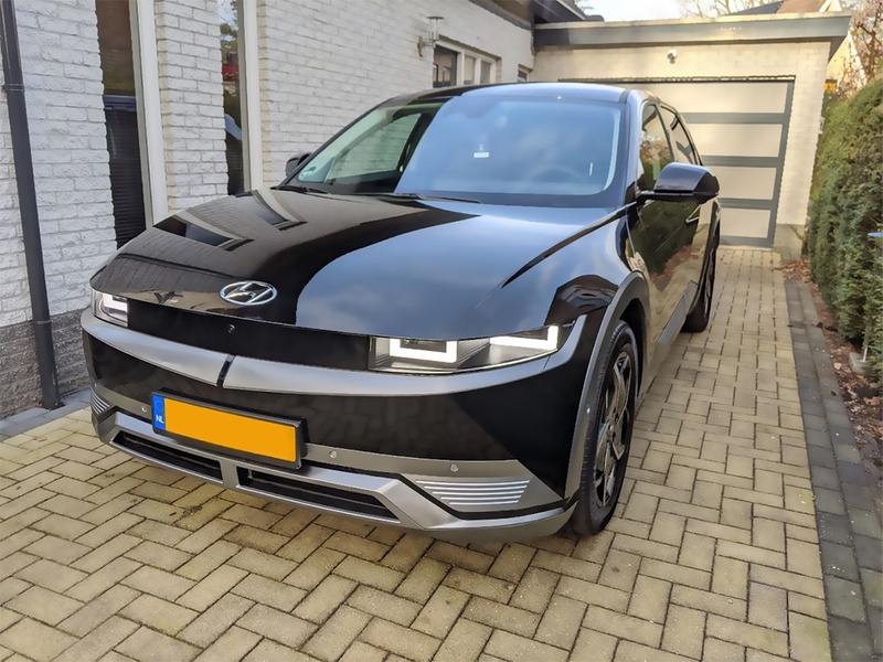 Afbeeldingslocatie: https://tweakers.net/i/4j6-42i-GR9e4fQ95xJVGx63pUY=/800x/filters:strip_icc():strip_exif()/f/image/jL2BZ2shrglpqNXJcwdeyZna.jpg?f=fotoalbum_large