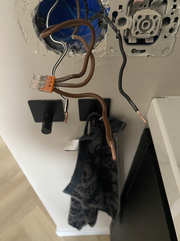Afbeeldingslocatie: https://tweakers.net/i/4m5T8yZ8_KnukR6M0awqkxI_qZo=/x800/filters:strip_icc():strip_exif()/f/image/XtADtFJh9Wzs3jiLfrgrDkoY.jpg?f=fotoalbum_large