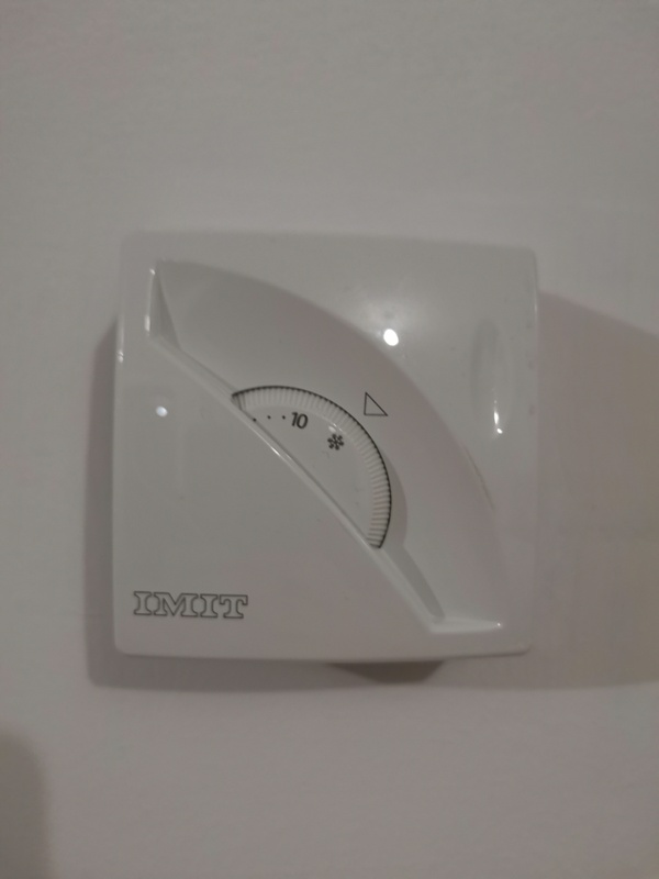 Afbeeldingslocatie: https://tweakers.net/i/4mlt7cXHZCzrR2PyvJlPvjkedV8=/x800/filters:strip_icc():strip_exif()/f/image/WMToeFKEDJtXY90YGmK2CAdn.jpg?f=fotoalbum_large